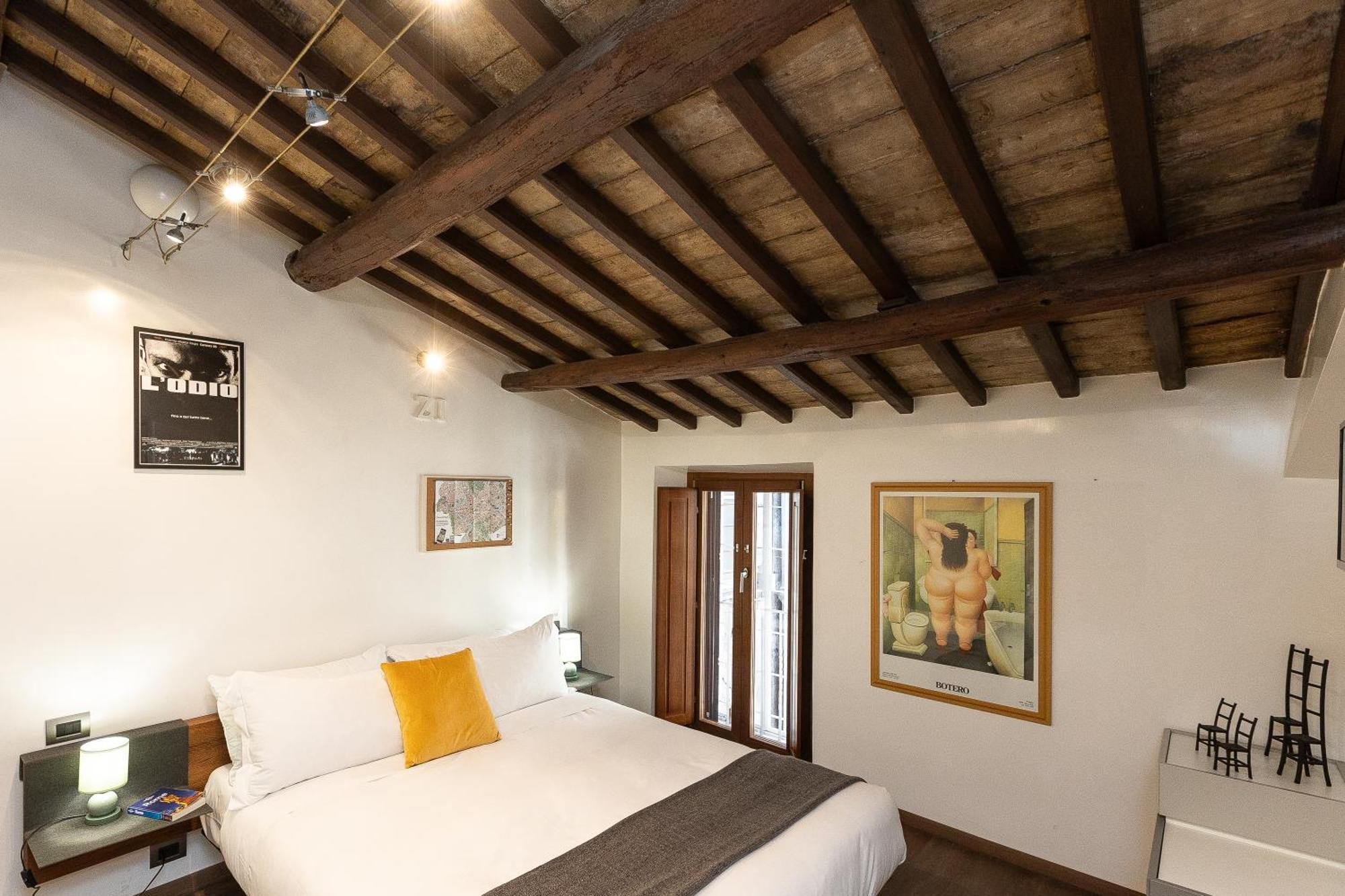 Apartment Mou Trastevere House By In *